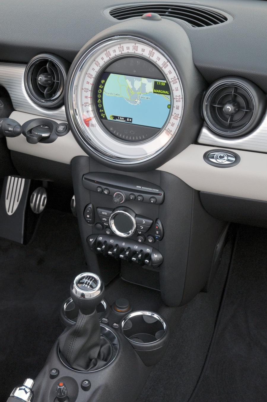  Mini Roadster 2012 года  (фото 44 из 395)